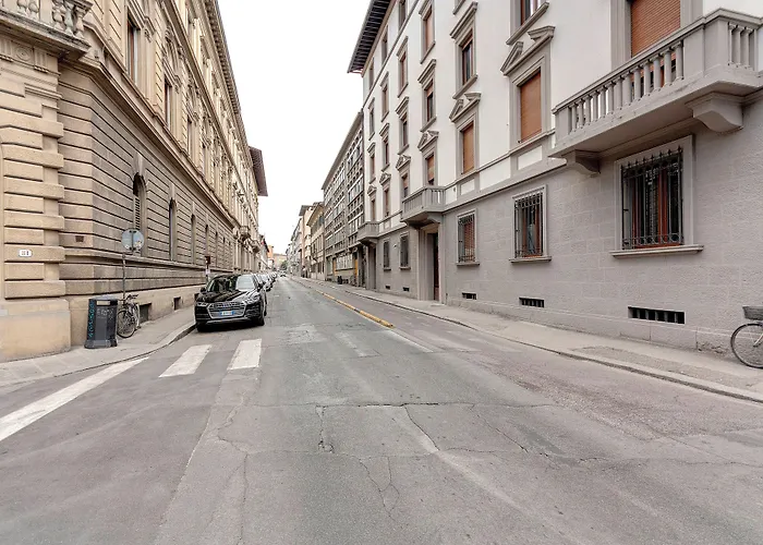 Cavour s By Mamo Florence